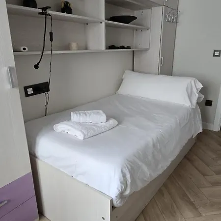 Japandi - Bien Ubicado, Moderno, Equipado Apartamento *