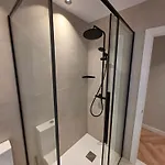 Διαμέρισμα Japandi - Bien Ubicado, Moderno, Equipado *